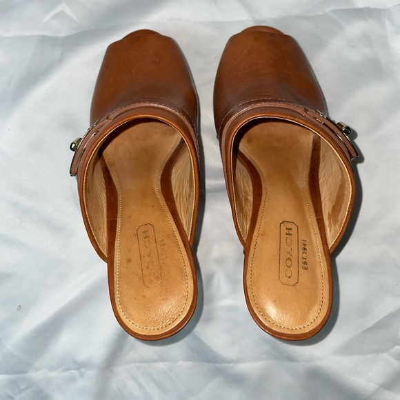 Coach Cognac Clog, Size 6 - Picture 5 of 7